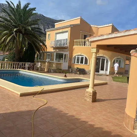 Casa Nadine Denia